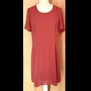 Signature Studio Dress - EUC